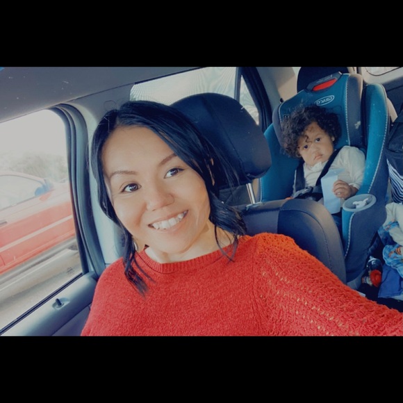 Meet your Posher, Stephanie - Picture 8 of 8